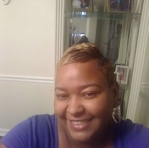 Meet your Posher, Annette